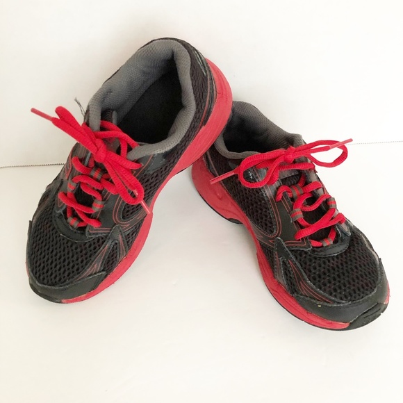 new balance 512 Black